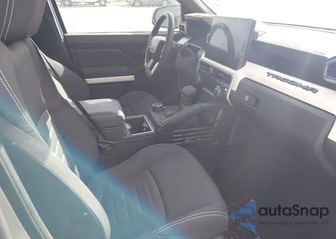 2024 Toyota Tacoma Double Cab z USA, uszkodzony, nr VIN 3TMLB5JNXRM020944